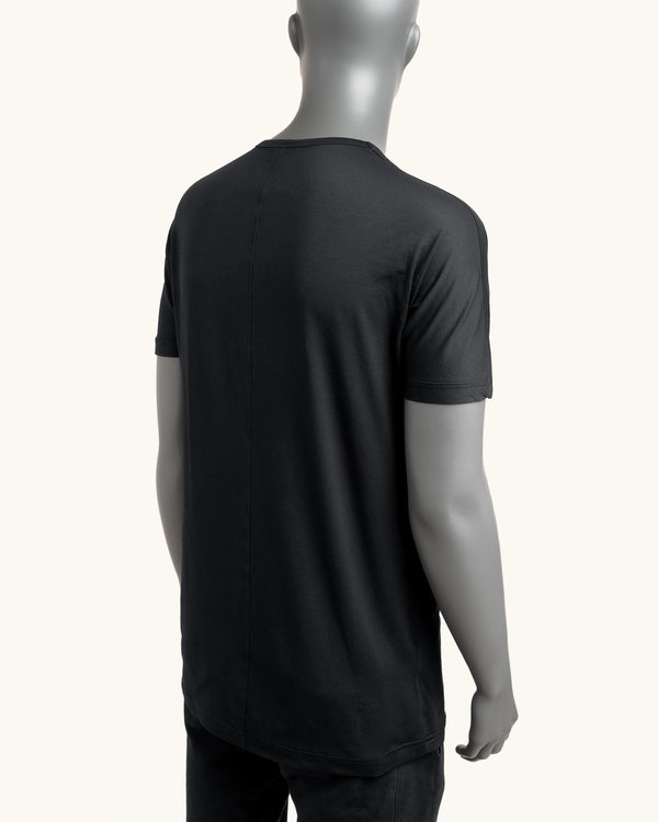 Gender-neutral black Classic T-shirt