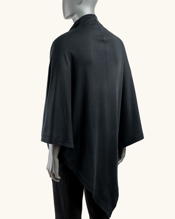 Gender Neutral Black Poncho - Atelier Odenoir  - Geschlechtsneutrale Kleidung Handmade in Berlin - Gender Neutral Clothing Handmade in Berlin