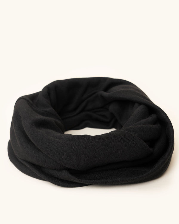 Simply Scarf LOOP Pure Black - Atelier Odenoir  - Geschlechtsneutrale Kleidung Handmade in Berlin - Gender Neutral Clothing Handmade in Berlin