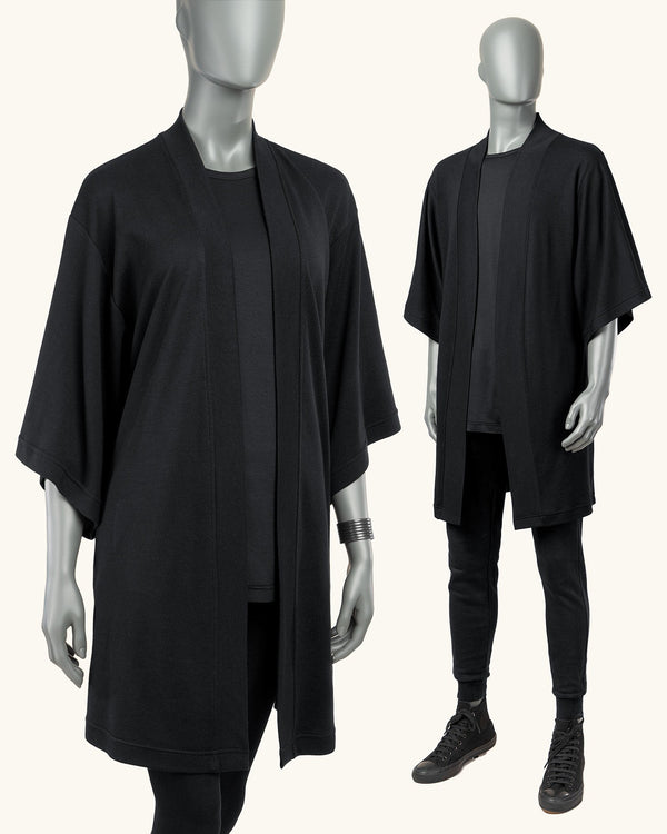 Gender Neutral Black Kimono - Atelier Odenoir  - Geschlechtsneutrale Kleidung Handmade in Berlin - Gender Neutral Clothing Handmade in Berlin