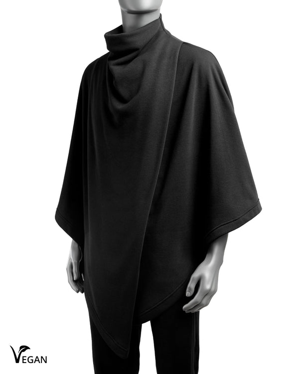 Gender Neutral Black Poncho - Atelier Odenoir  - Geschlechtsneutrale Kleidung Handmade in Berlin - Gender Neutral Clothing Handmade in Berlin